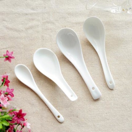 星空体育骨瓷勺子-汝窑冰裂纹工艺